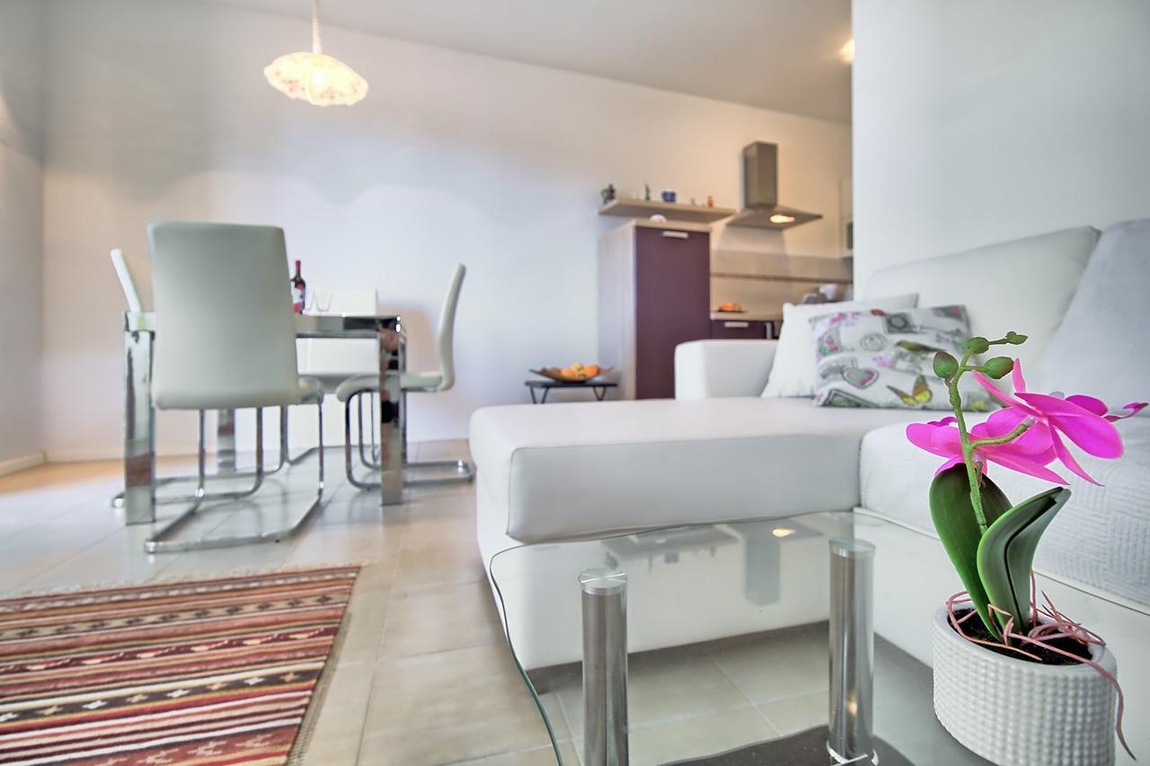 Summertime House With Apartment อูมัค ภายนอก รูปภาพ