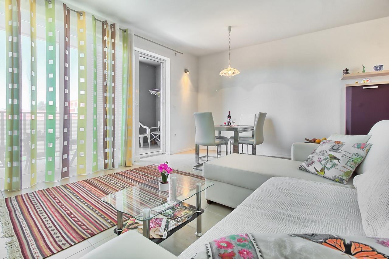 Summertime House With Apartment อูมัค ภายนอก รูปภาพ